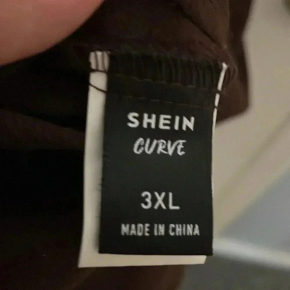 Woman’s plus size 3x brown long skirt. - Picture 3 of 4